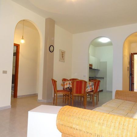 Residence Sicilia Mare- Casa Vacanza Scoglitti Rum bild