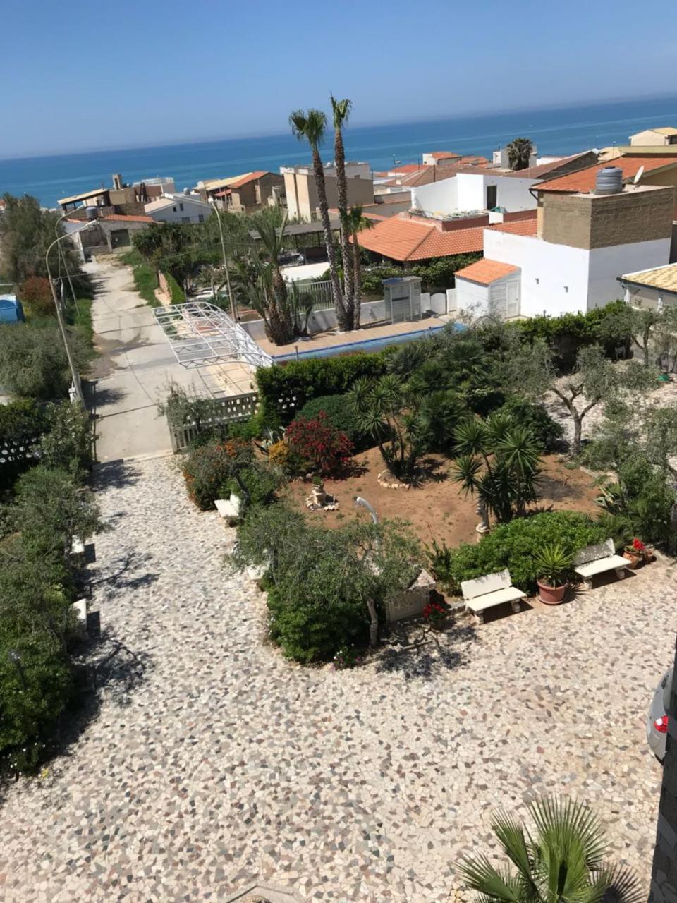 Residence Sicilia Mare- Casa Vacanza Scoglitti Exteriör bild